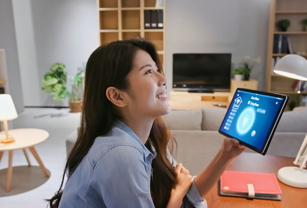 Alexa x Google Assistant Automação Casa Inteligente