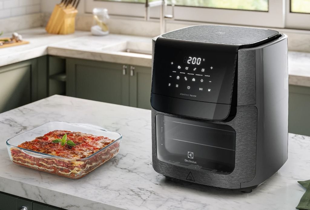 Air Fryer Oven Electrolux EAF90 Air Fryer Oven Electrolux EAF90 por Rita Lobo
