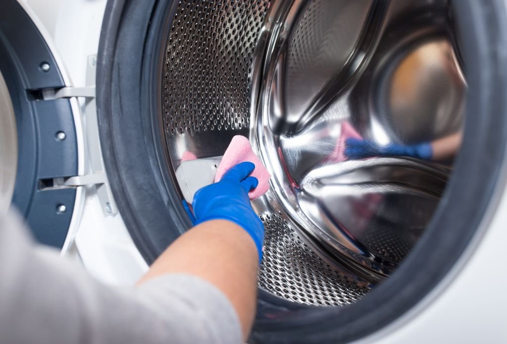 Como Eliminar o Mau Cheiro da Máquina de Lavar