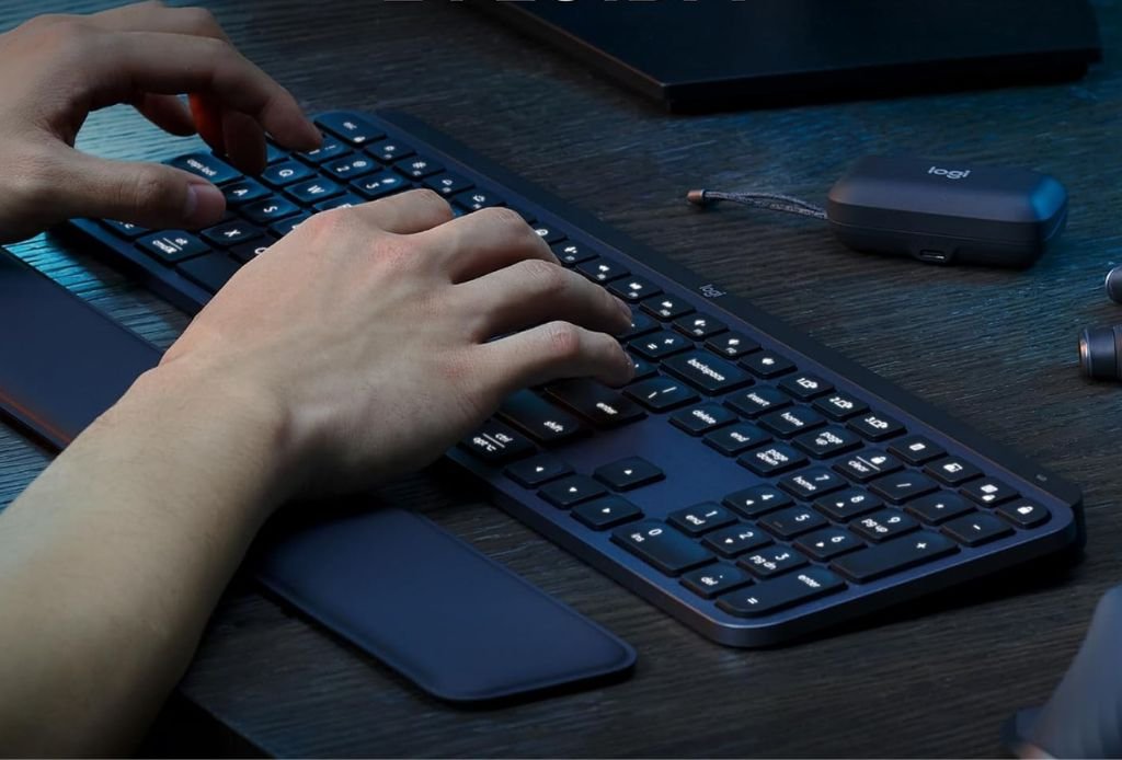 Logitech MX Keys S Melhores teclados ergonômicos Logitech