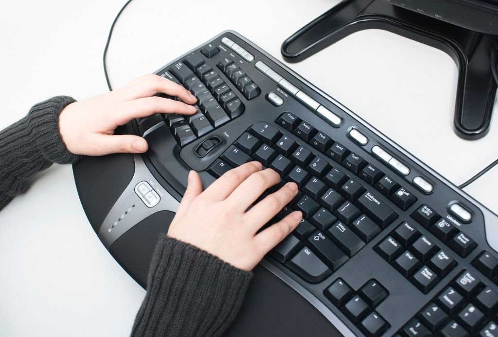 teclado ergonômico